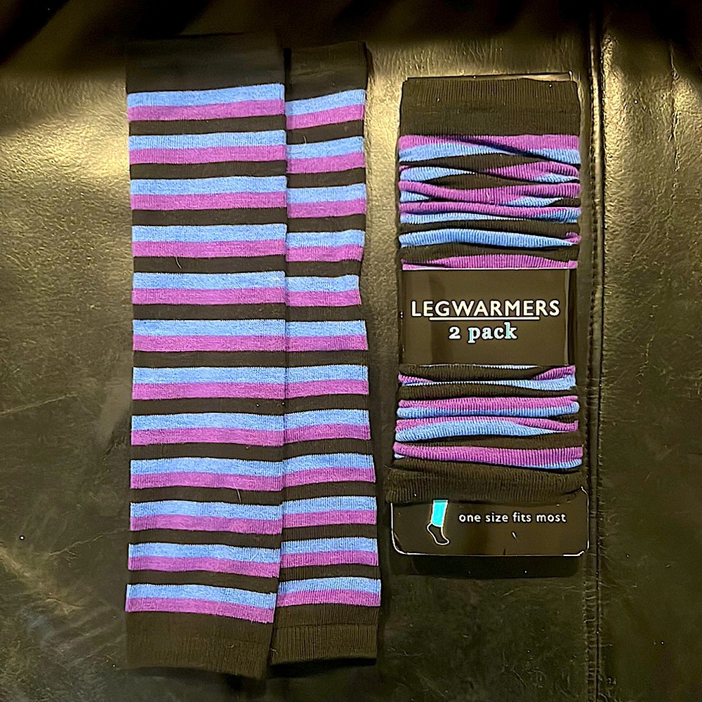 2 pack leg warmers and one set of arm warmers